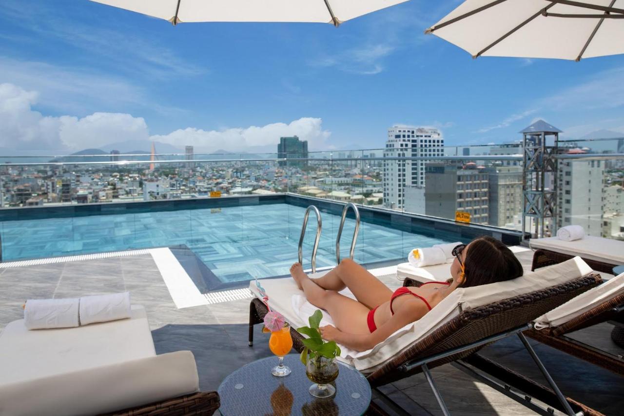 Golden Line Hotel Danang מראה חיצוני תמונה