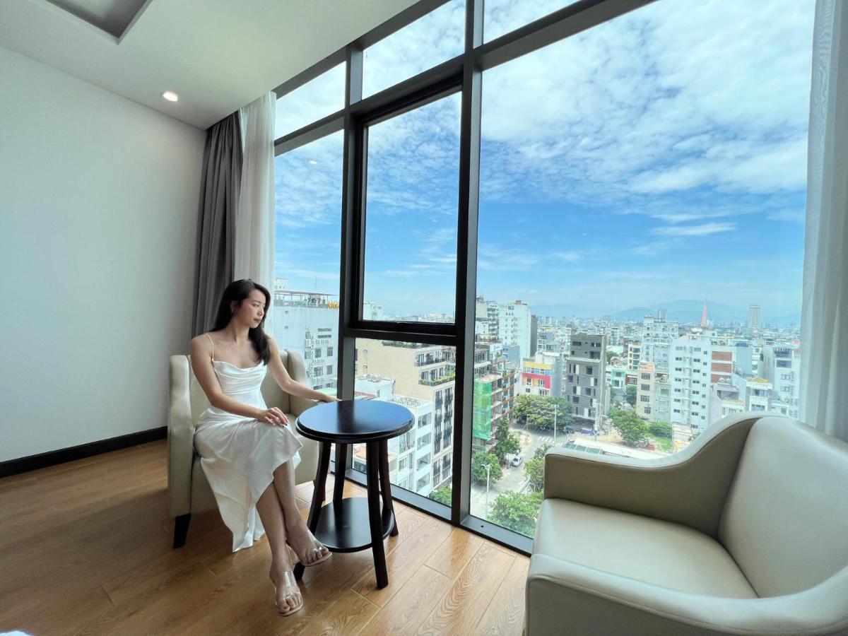 Golden Line Hotel Danang מראה חיצוני תמונה
