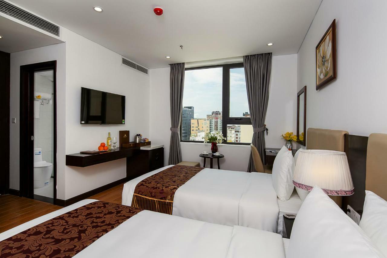 Golden Line Hotel Danang מראה חיצוני תמונה