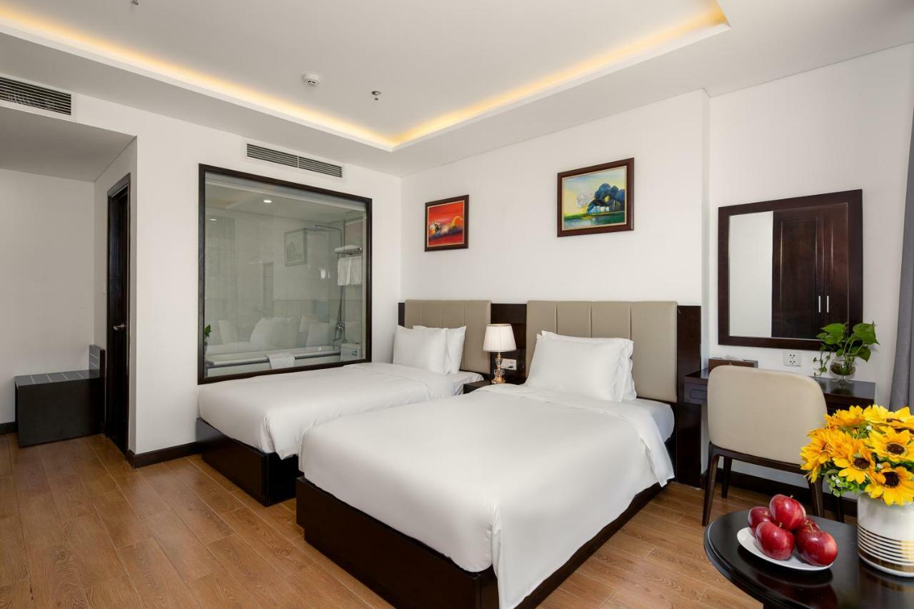 Golden Line Hotel Danang מראה חיצוני תמונה